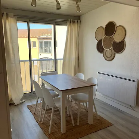 4 Personnes Au Cap D'agde Апартаменти Агд