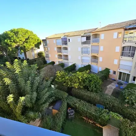 4 Personnes Au Cap D'agde *